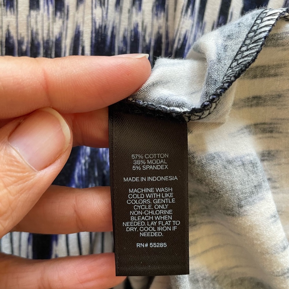 Beautiful Express Dress - NEW!! - Picture 9 of 10